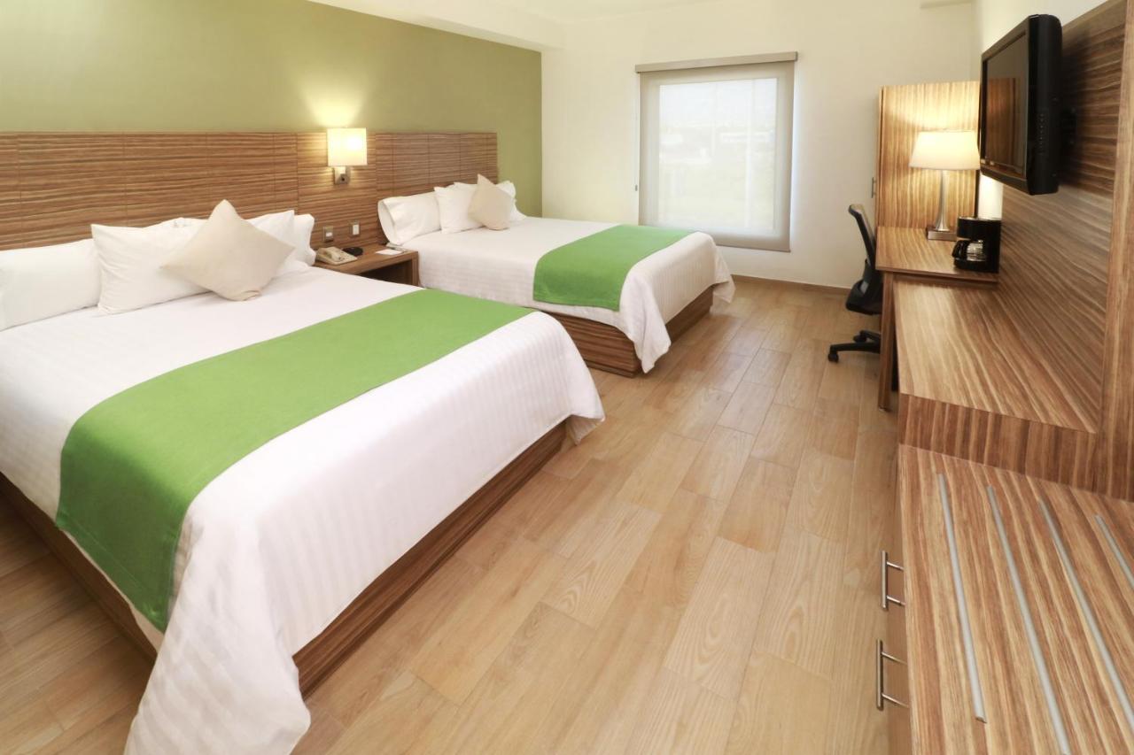 Wyndham Garden Monterrey Valle Real 외부 사진