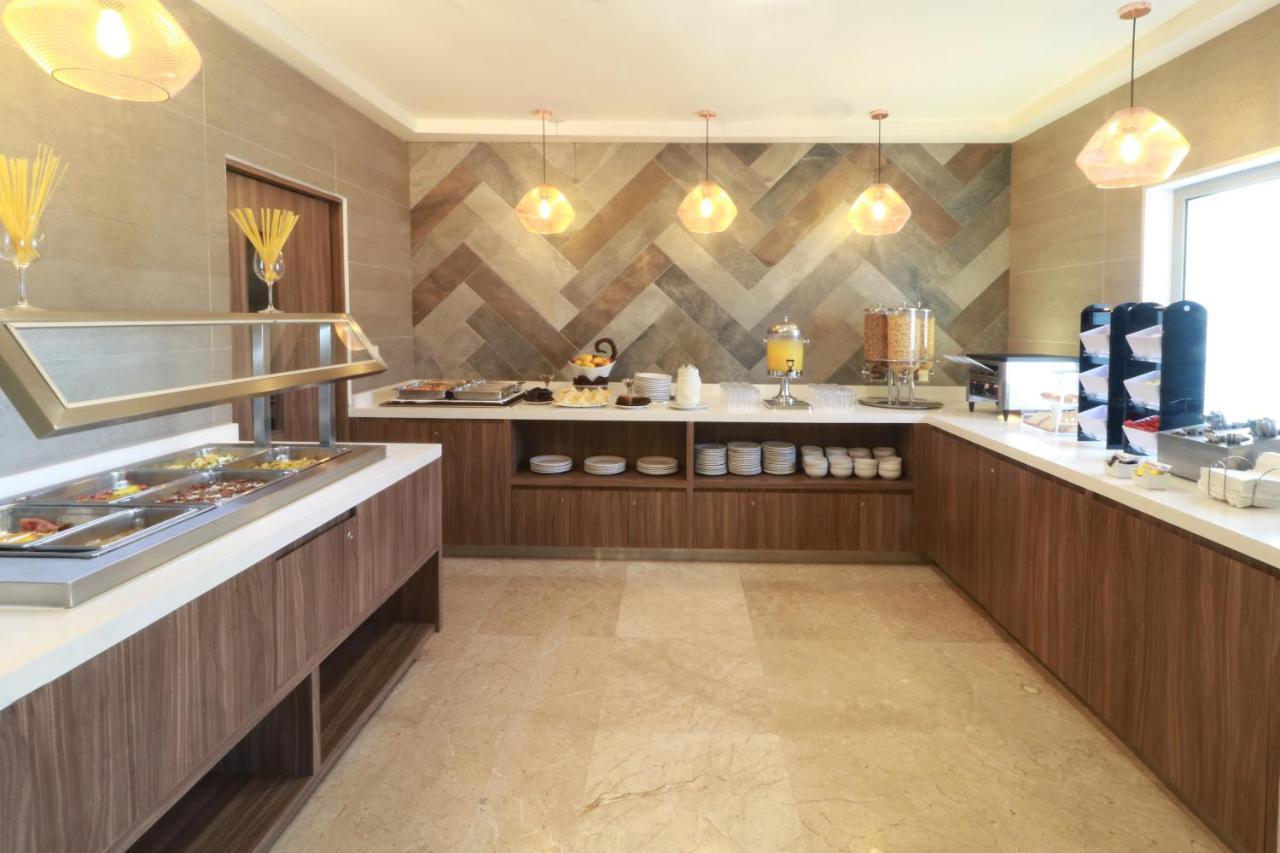 Wyndham Garden Monterrey Valle Real 외부 사진