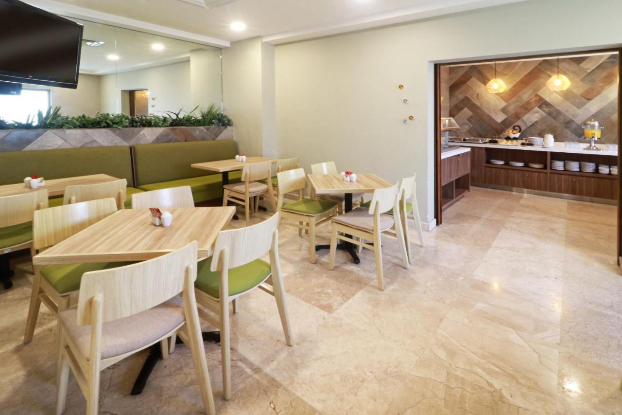 Wyndham Garden Monterrey Valle Real 외부 사진