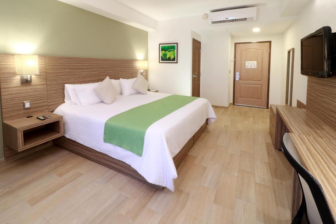 Wyndham Garden Monterrey Valle Real 외부 사진