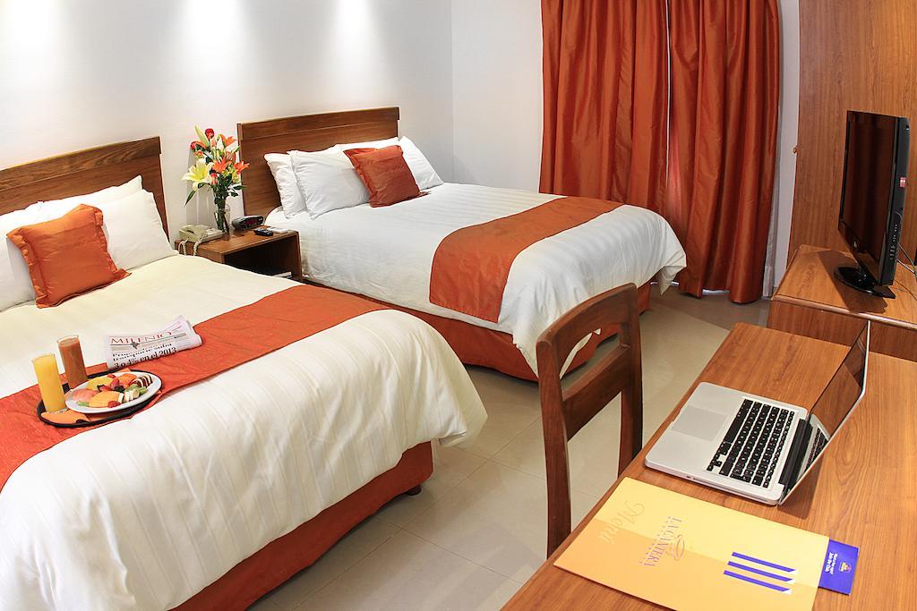 Wyndham Garden Monterrey Valle Real 객실 사진
