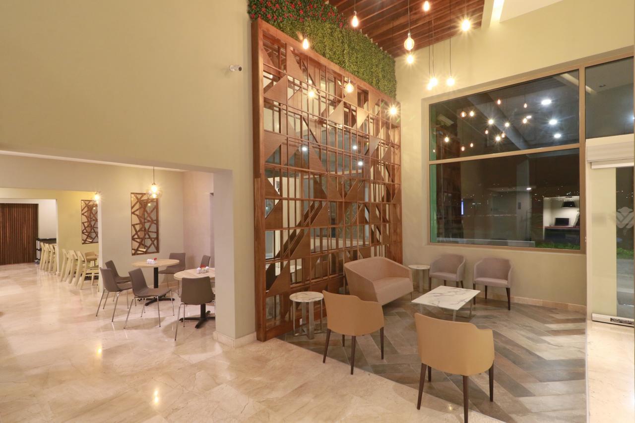 Wyndham Garden Monterrey Valle Real 외부 사진
